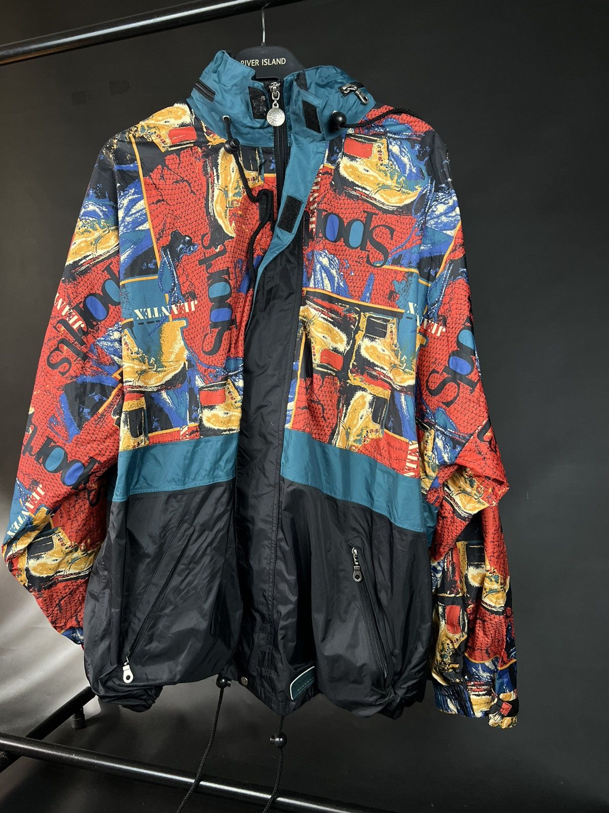 Vintage VTG Jeantex outdoor multi-colored windbreaker jacket