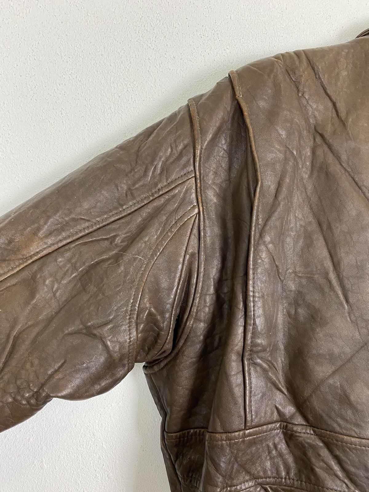 Vintage 🔥RARE🔥VINTAGE FLIGHT JACKET LEATHER BOMBER STYLE. Size US M / EU 48-50 / 2 - 9 Thumbnail