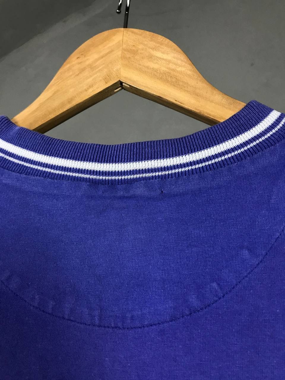Nike × Vintage Nike swoosh streetwear vintage center logo tee Size US XL / EU 56 / 4 - 8 Thumbnail