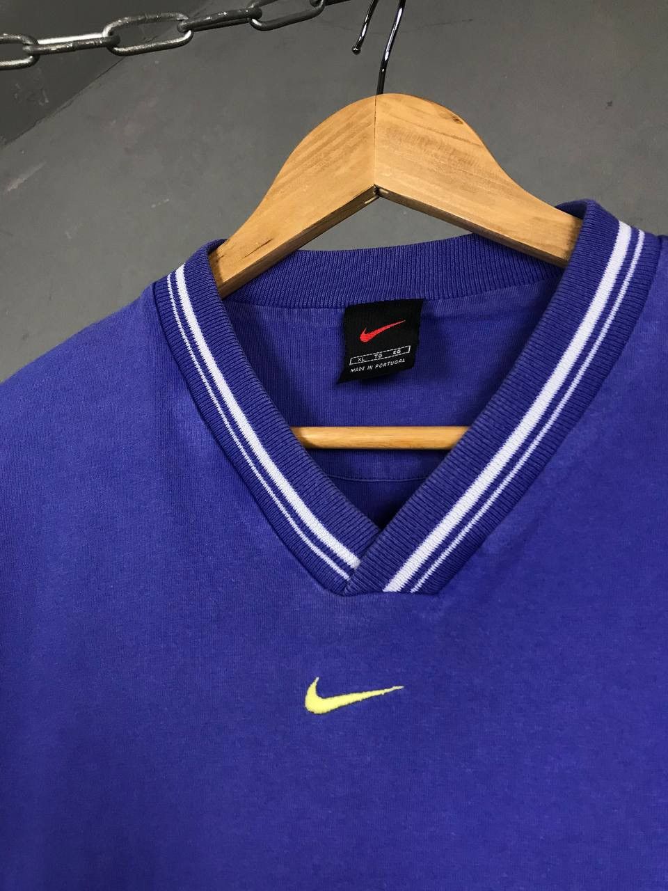 Nike × Vintage Nike swoosh streetwear vintage center logo tee Size US XL / EU 56 / 4 - 3 Thumbnail