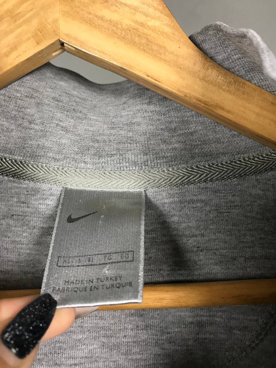 Vintage Nike swoosh streetwe vintage center logo 1/4 zip sweatshirt Size US S / EU 44-46 / 1 - 4 Thumbnail