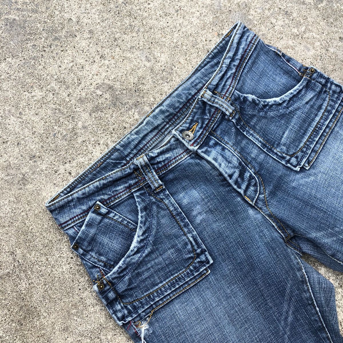Japanese Brand 🔥Rare🔥🇯🇵Staff Excellent Blue Rips Boot Cut Denim Jeans Size 30" / US 8 / IT 44 - 10 Thumbnail