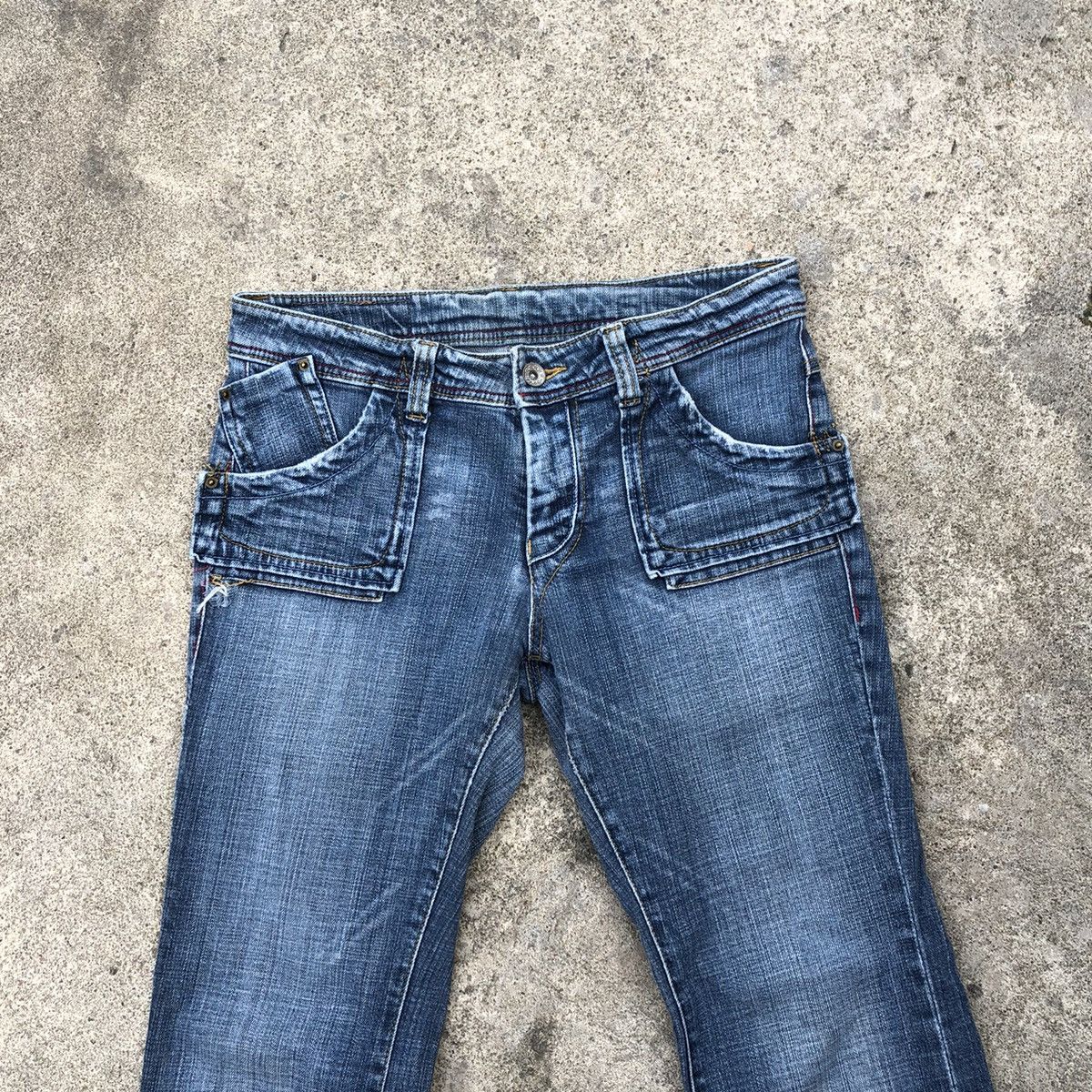 Japanese Brand 🔥Rare🔥🇯🇵Staff Excellent Blue Rips Boot Cut Denim Jeans Size 30" / US 8 / IT 44 - 2 Thumbnail