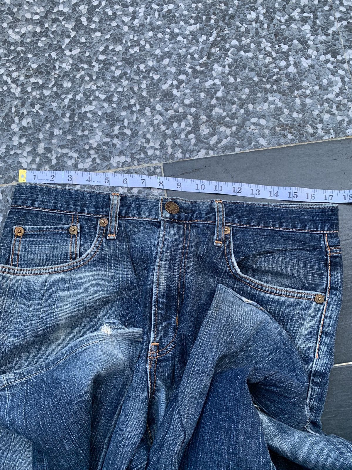 Edwin Vintage Edwin 504 Faded & Distressed Denim Size US 35 - 13 Thumbnail