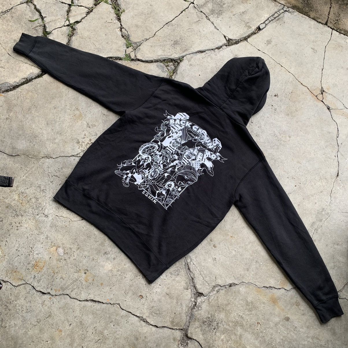 Anime Backgroundo anime hoodie Size US L / EU 52-54 / 3 - 11 Thumbnail