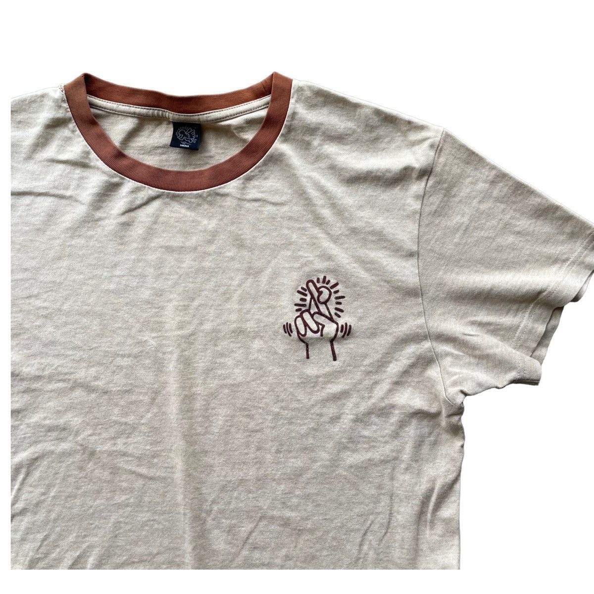 Keith Haring × Vintage 💥90s Keith Haring Twist Finger Tshirt Size US S / EU 44-46 / 1 - 3 Thumbnail