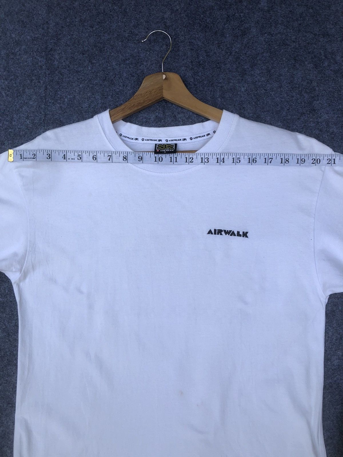 Airwalk Last Drop🔥Rare‼️Vintage Airwalk Skateboard Photo Tee Size US L / EU 52-54 / 3 - 13 Thumbnail