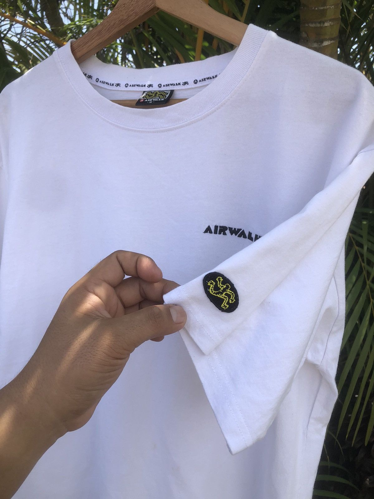 Airwalk Last Drop🔥Rare‼️Vintage Airwalk Skateboard Photo Tee Size US L / EU 52-54 / 3 - 8 Thumbnail
