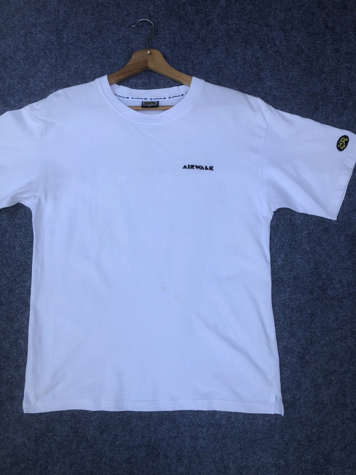Airwalk Last Drop🔥Rare‼️Vintage Airwalk Skateboard Photo Tee Size US L / EU 52-54 / 3 - 11 Thumbnail