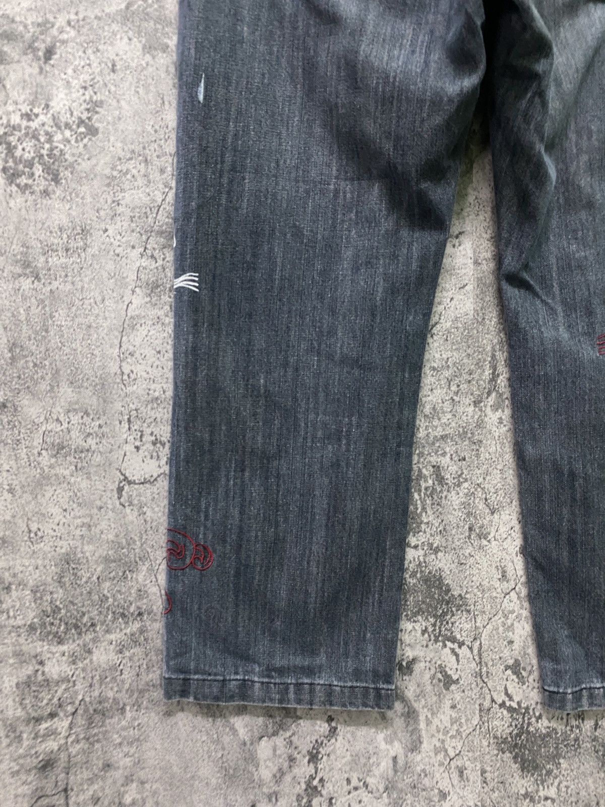 Designer × Japanese Brand Japan VOMANIE Embroidered And Printed Sukajan Fish Koi Jeans Size US 32 / EU 48 - 15 Thumbnail