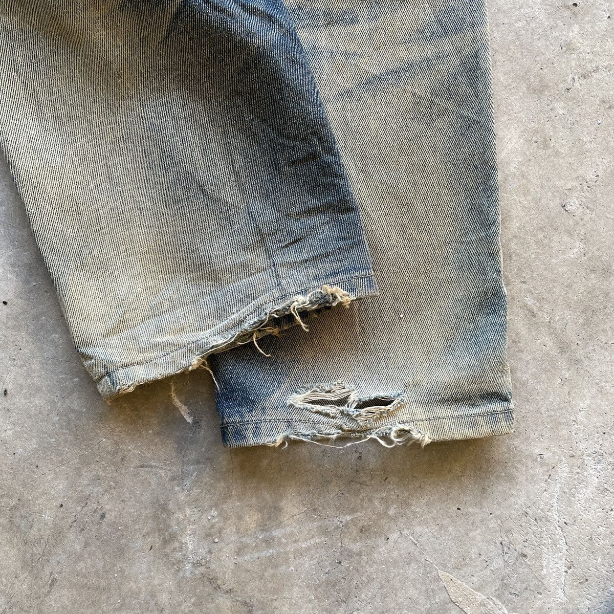 Japanese Brand Vintage Japanese Distressed Rusty Denim Jeans Pants W31x27 Size US 31 - 11 Thumbnail