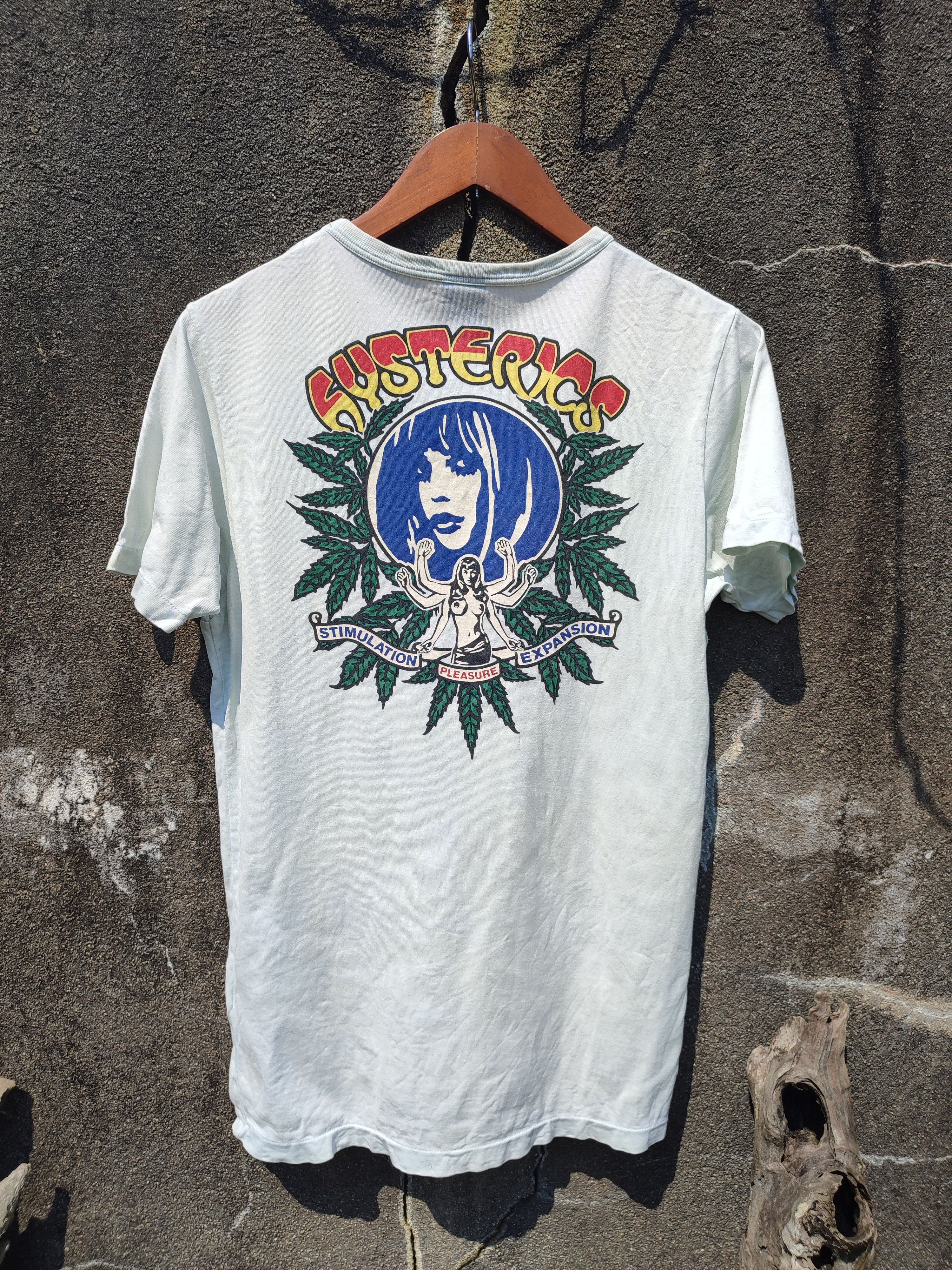 Hysteric Glamour × Japanese Brand × Vintage Hysteric Glamour Weed Girl Vintage T-Shirt - Rare Size US S / EU 44-46 / 1 - 1 Thumbnail