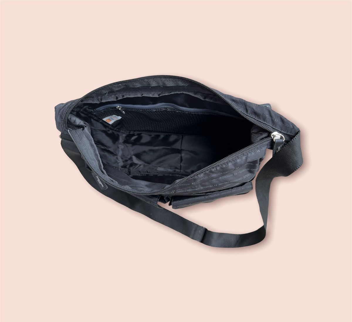 Hiroko Koshino Homme × Japanese Brand × Vintage VINTAGE HIROKO KOSHINO SPORTS SACHEL CROSSBODY BAG Size ONE SIZE - 10 Thumbnail