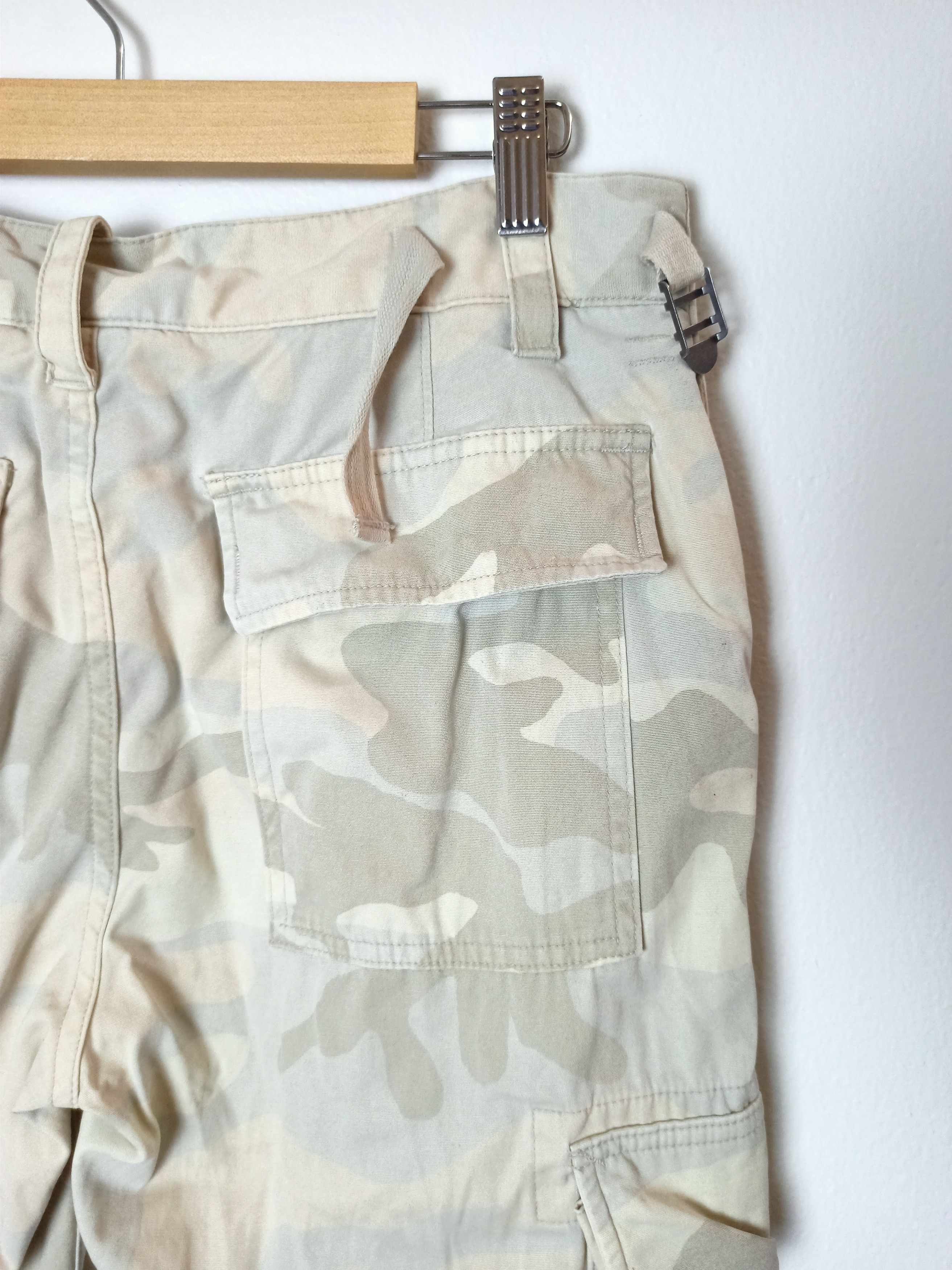 Gap Faded Camo Gap Bondage Cargo Pants Size US 31 - 14 Thumbnail