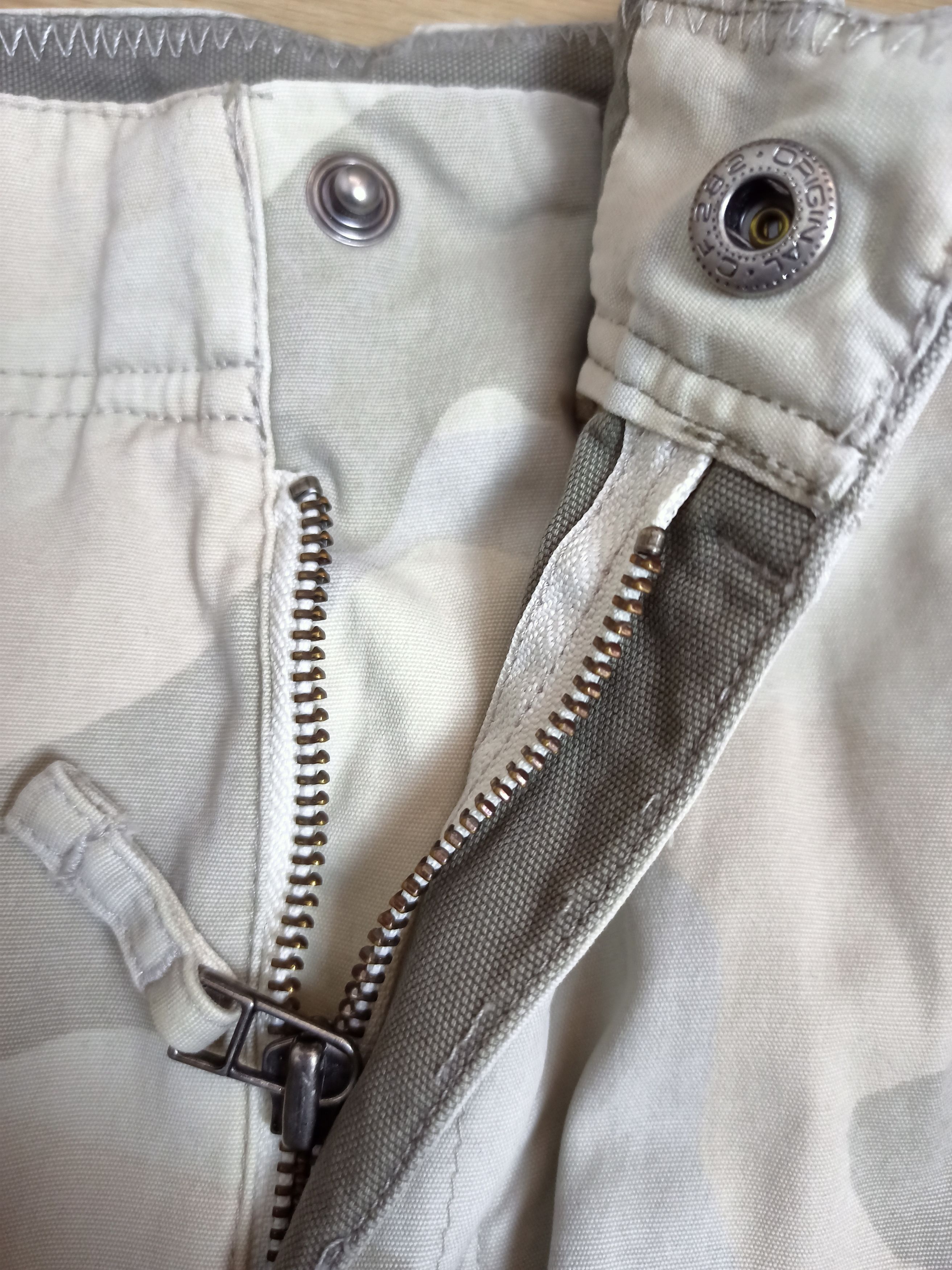 Gap Faded Camo Gap Bondage Cargo Pants Size US 31 - 17 Thumbnail