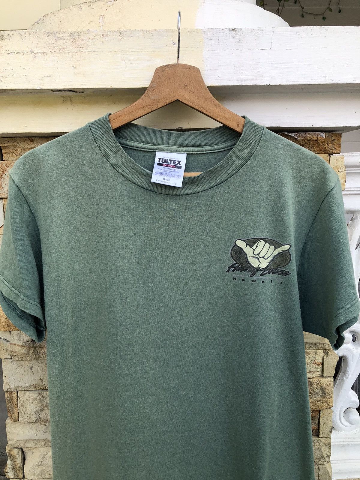 Tultex Last Drop🔥Rare🔥Vintage Hang Loose Hawaii Sun Faded Tee Size US S / EU 44-46 / 1 - 4 Thumbnail