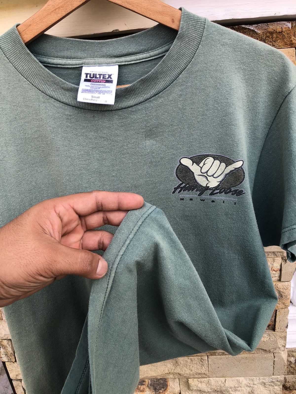 Tultex Last Drop🔥Rare🔥Vintage Hang Loose Hawaii Sun Faded Tee Size US S / EU 44-46 / 1 - 8 Thumbnail