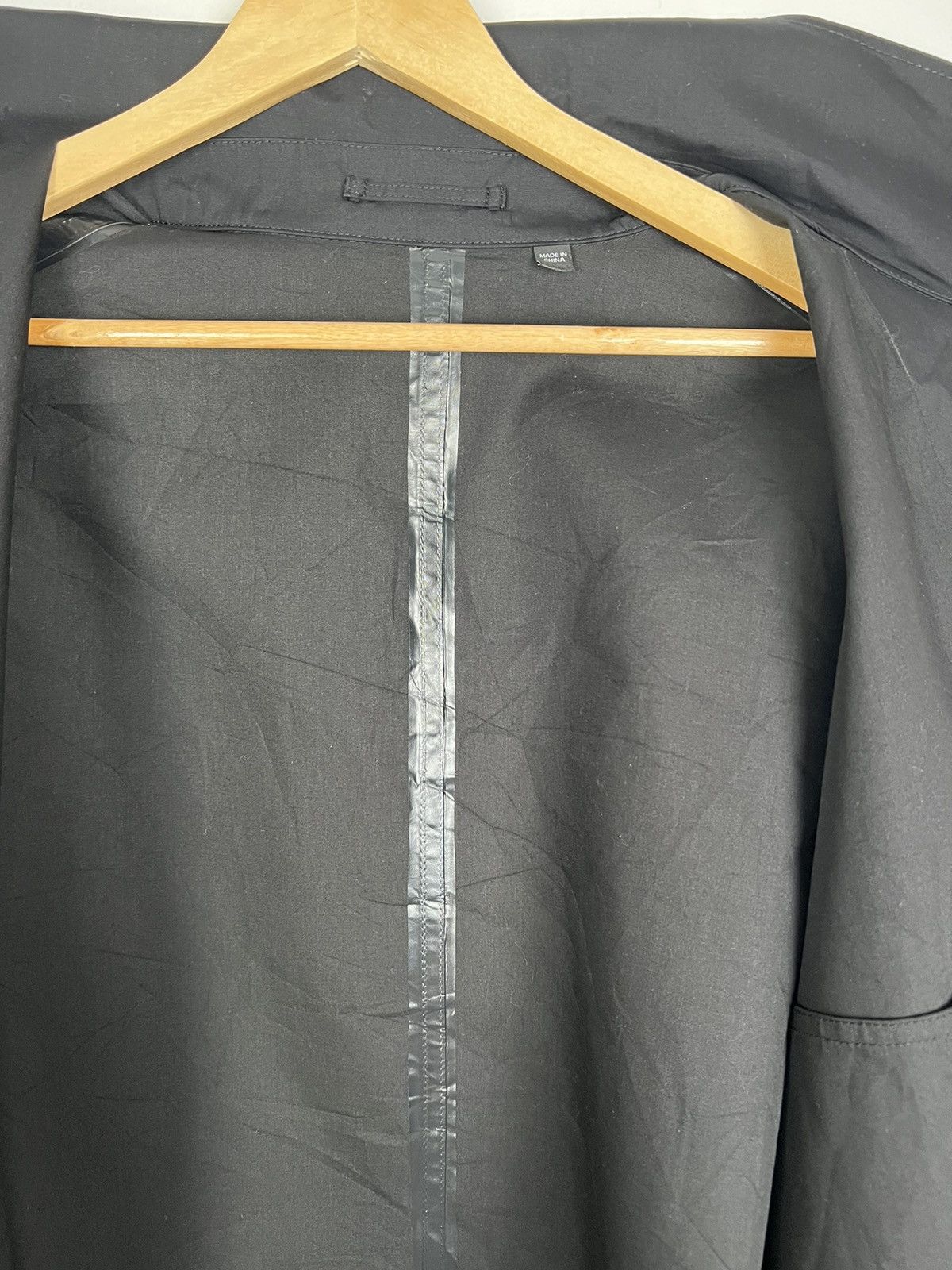 Jun Takahashi Uniqlo UUU Black Waterproof ParkaJacket Size US XXL / EU 58 / 5 - 17 Thumbnail