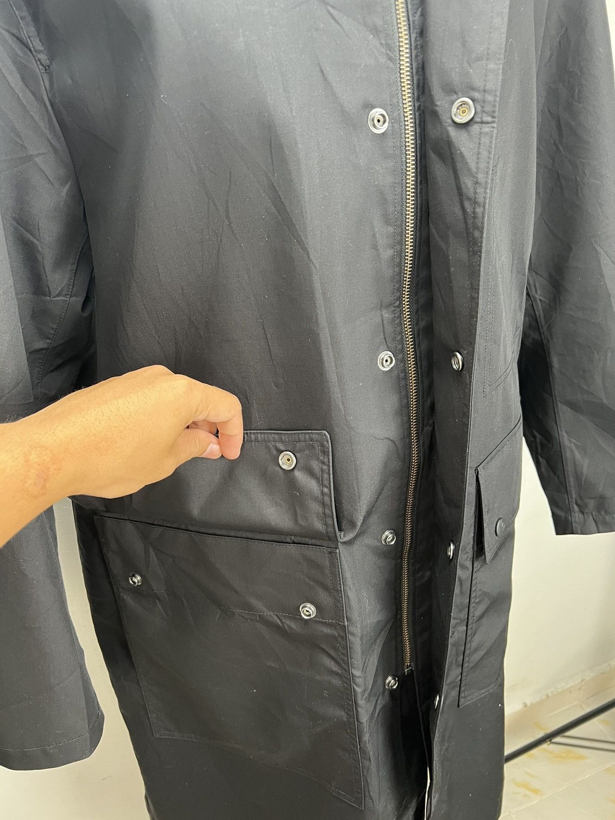 Jun Takahashi Uniqlo UUU Black Waterproof ParkaJacket Size US XXL / EU 58 / 5 - 11 Thumbnail