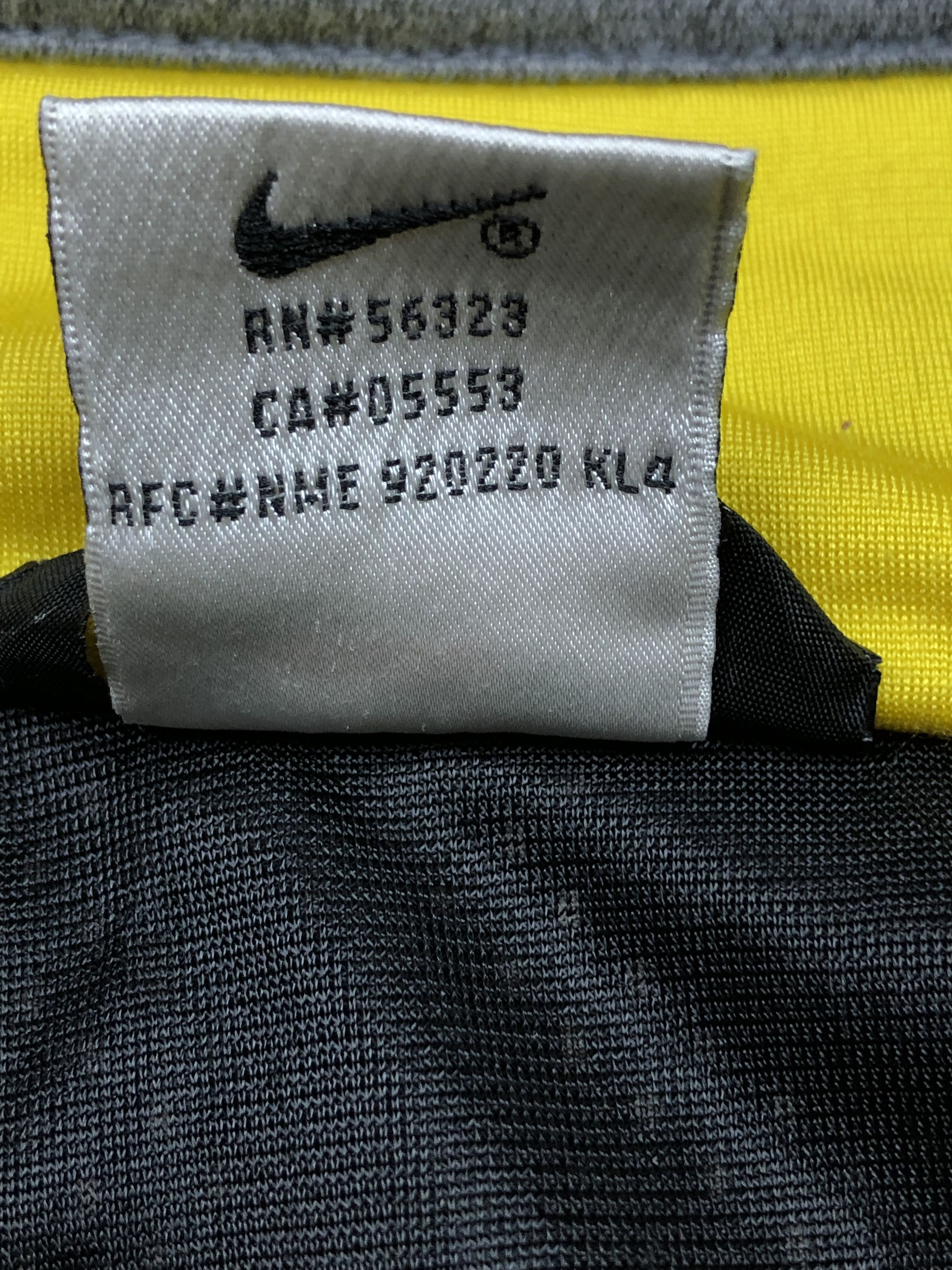 Nike × Vintage Vintage Nike Jacket Zip Yellow Sweatshirt Rare Y2K Hype Size US L / EU 52-54 / 3 - 9 Thumbnail