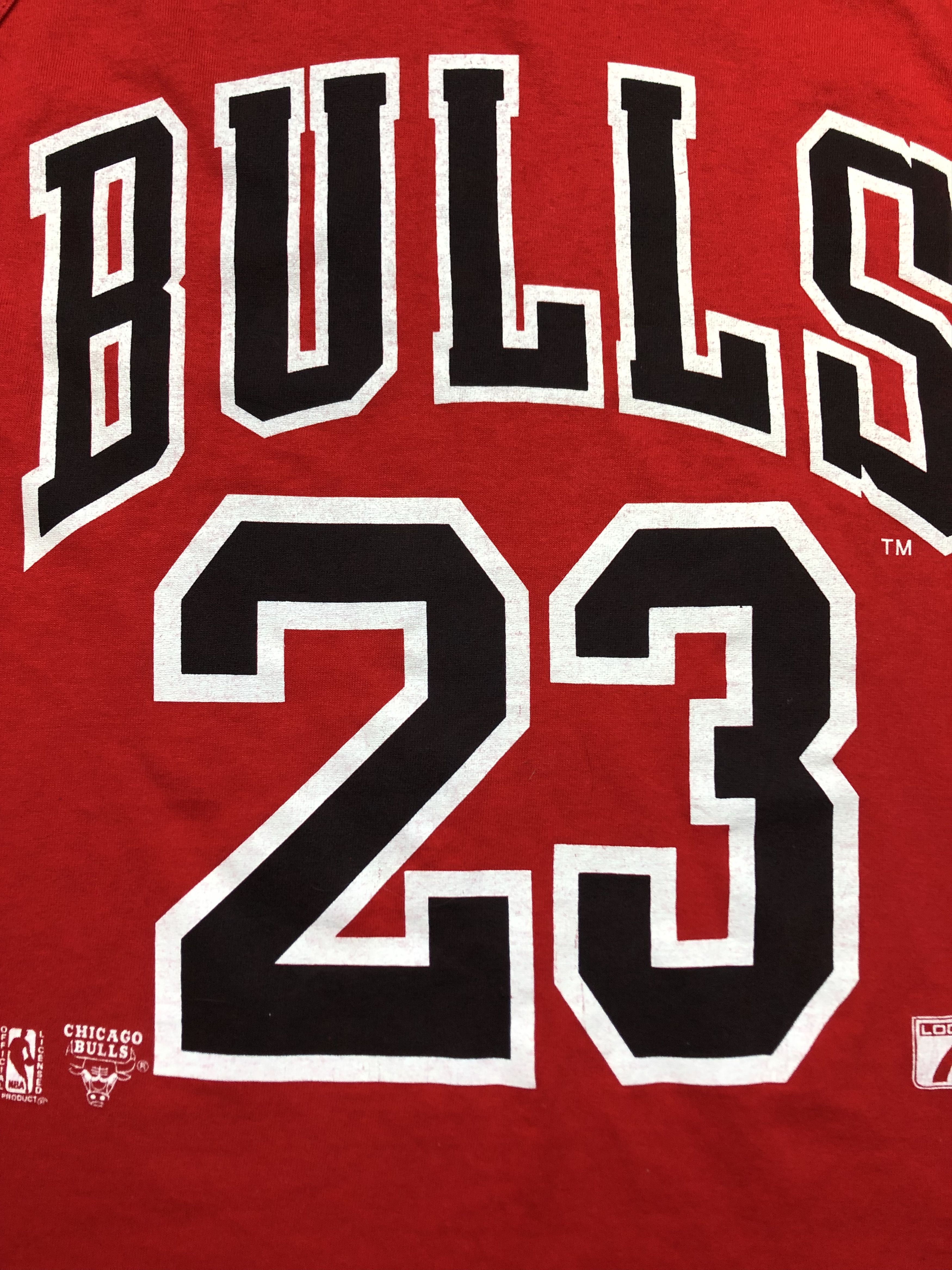 NBA × Vintage Vintage Chicago Bulls 23 Jordan NBA Tee Rare Sleveless Size US L / EU 52-54 / 3 - 3 Thumbnail
