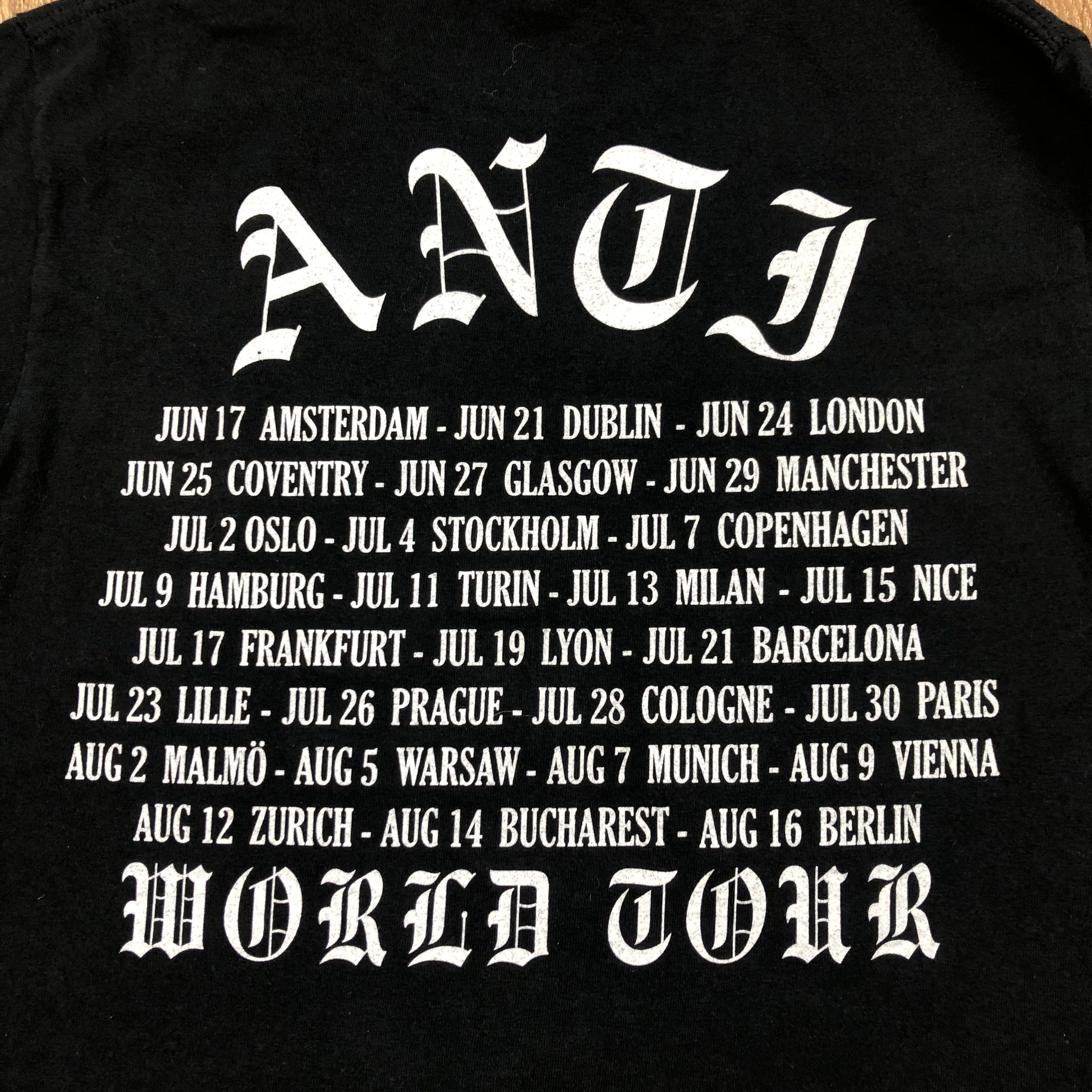 Band Tees × Rihanna Rihanna ANTI World Tour Tee 2016 Long Sleeve Rare Shirt Size S / US 4 / IT 40 - 10 Thumbnail