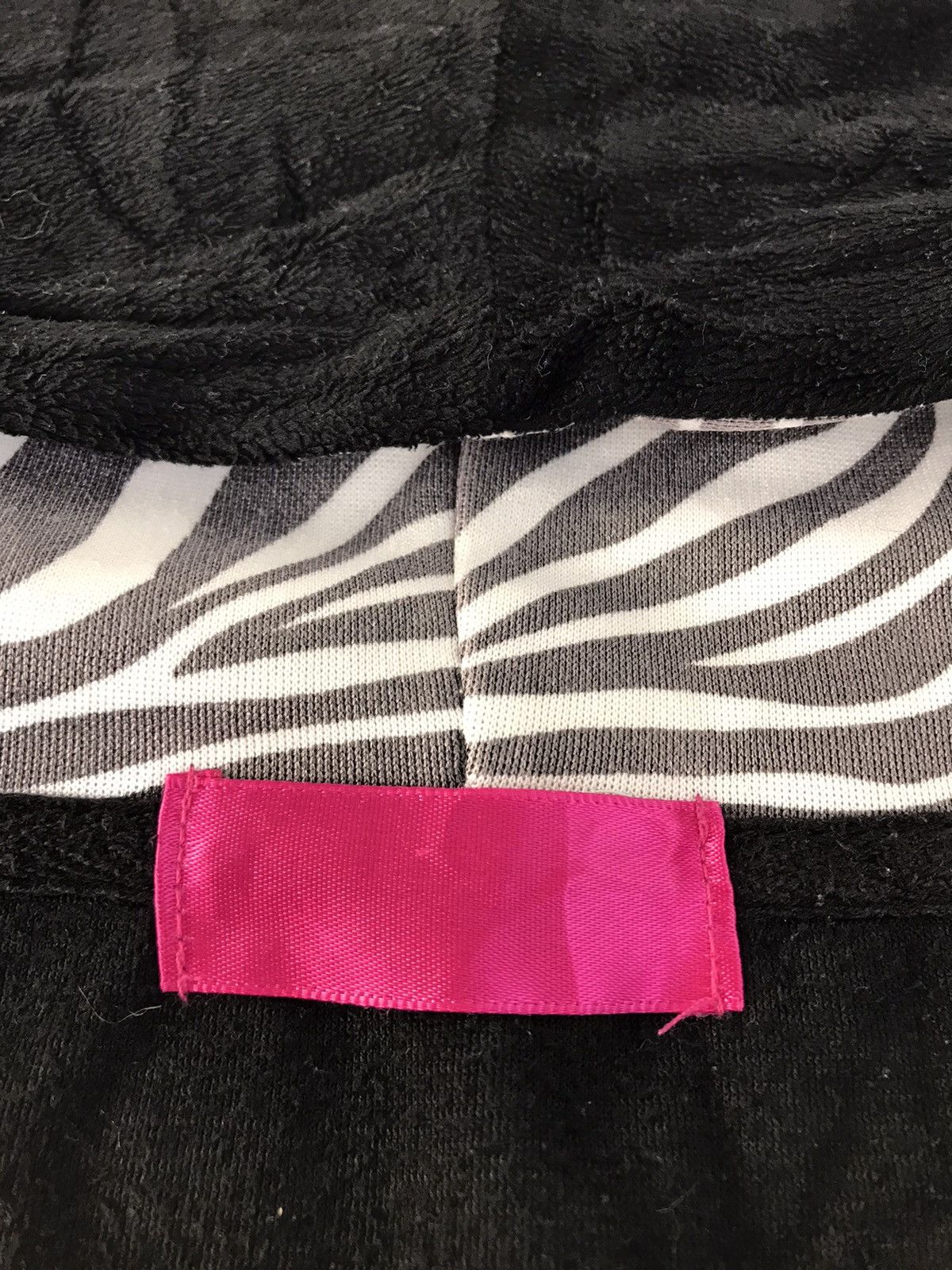 Playboy Playboy Bunny Hoodies Zebra Bunny Head Logo K2139j Size US S / EU 44-46 / 1 - 5 Thumbnail