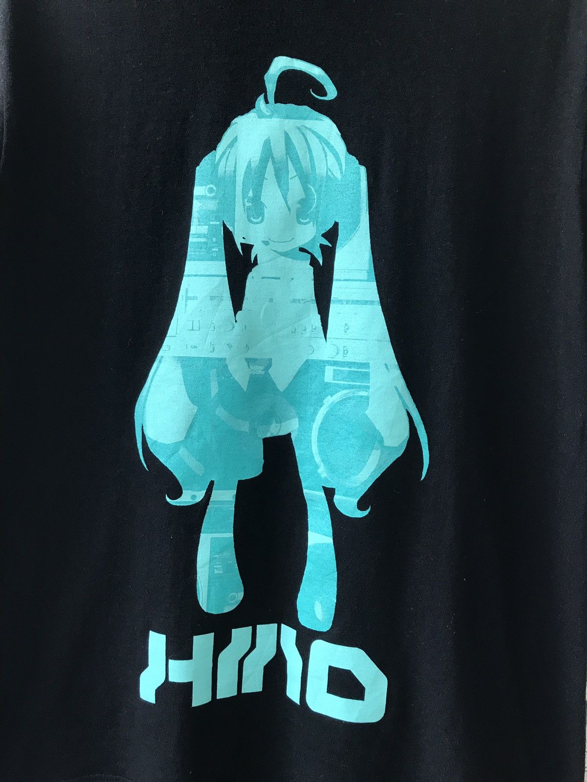 Anime × Vintage Vintage Hino Raika Big Screen By Cospa Size US M / EU 48-50 / 2 - 2 Thumbnail