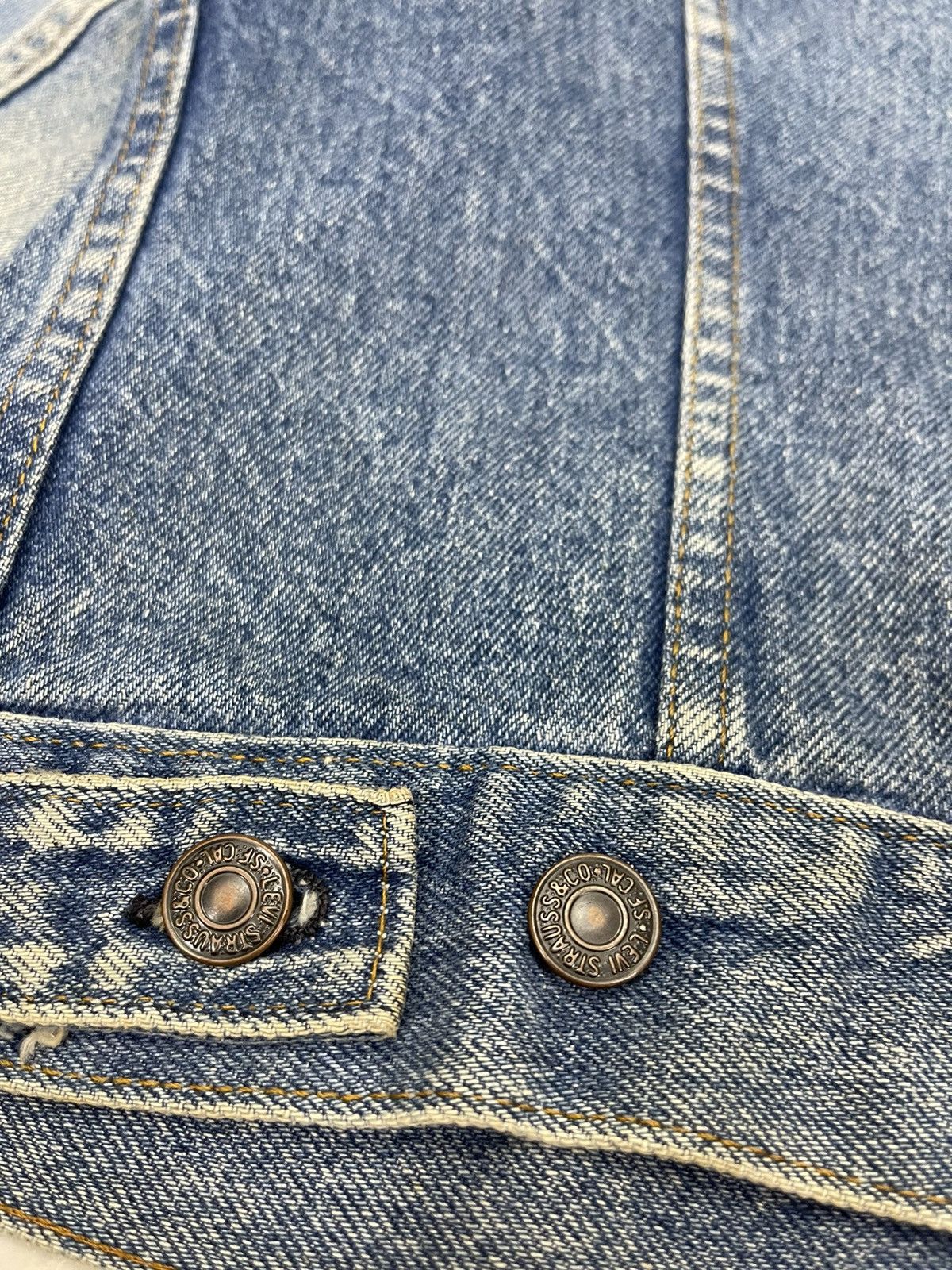 Levi's Vintage Clothing 80s LEVIS TRUCKER JACKET Size US M / EU 48-50 / 2 - 14 Thumbnail