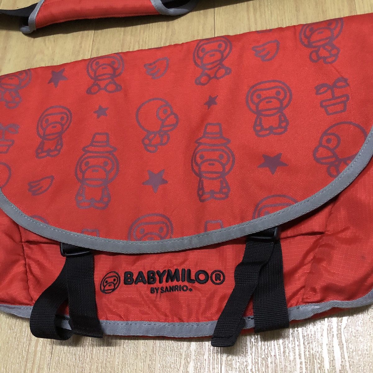 Bape F/W 2011 Bape Baby Milo X Coleman Messenger Bag Size ONE SIZE - 3 Thumbnail