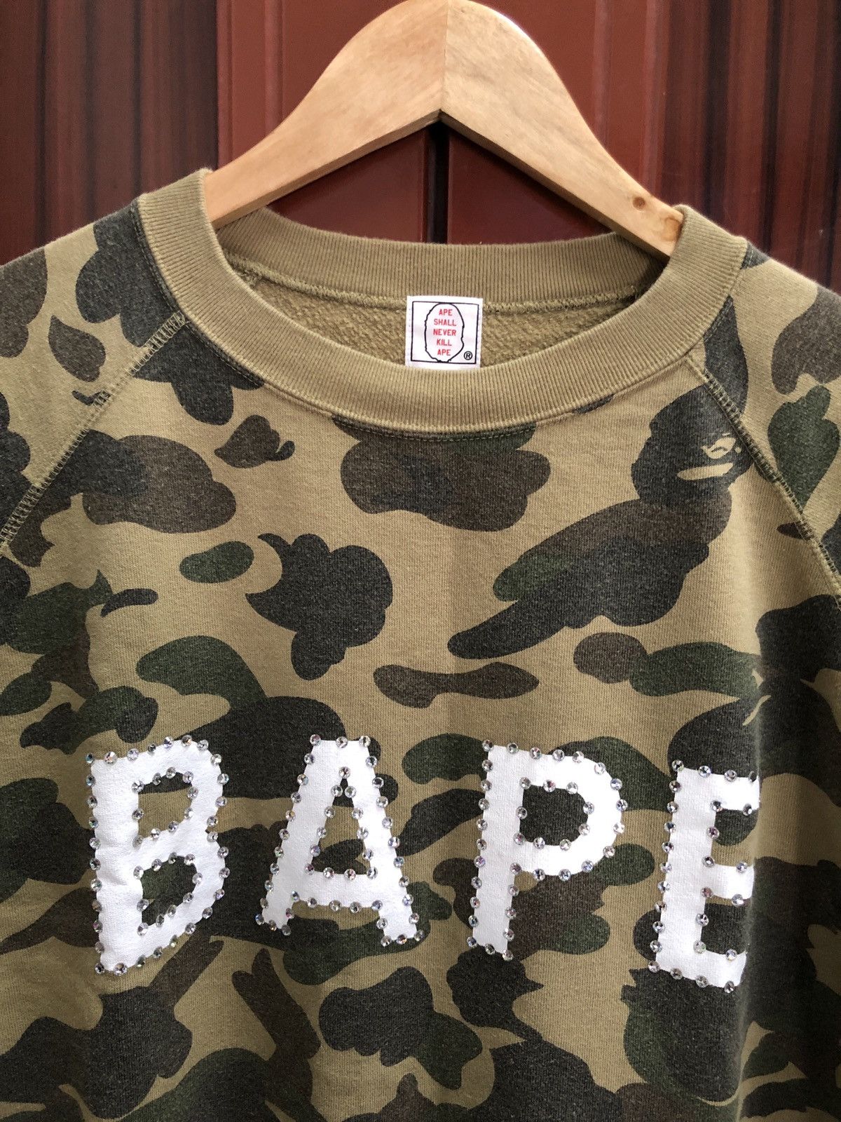 Bape × Swarovski Swarovski BAPE Logo Short Sleeve Sweatshirts 1st Camo Size US L / EU 52-54 / 3 - 3 Thumbnail
