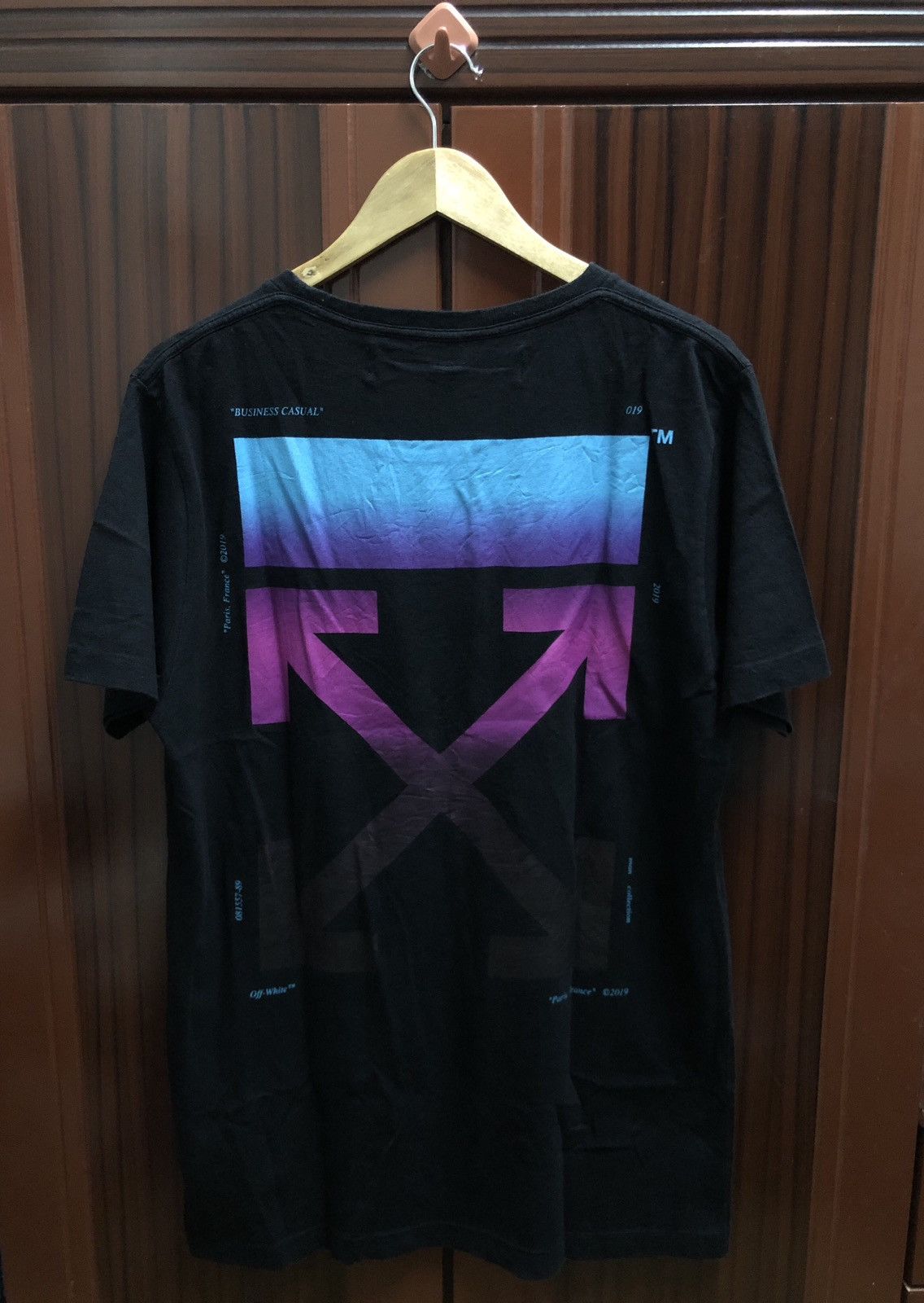Off-White Off-White “Business Casual” Pink /Blue Gradient T-Shirts M Size US M / EU 48-50 / 2 - 7 Thumbnail