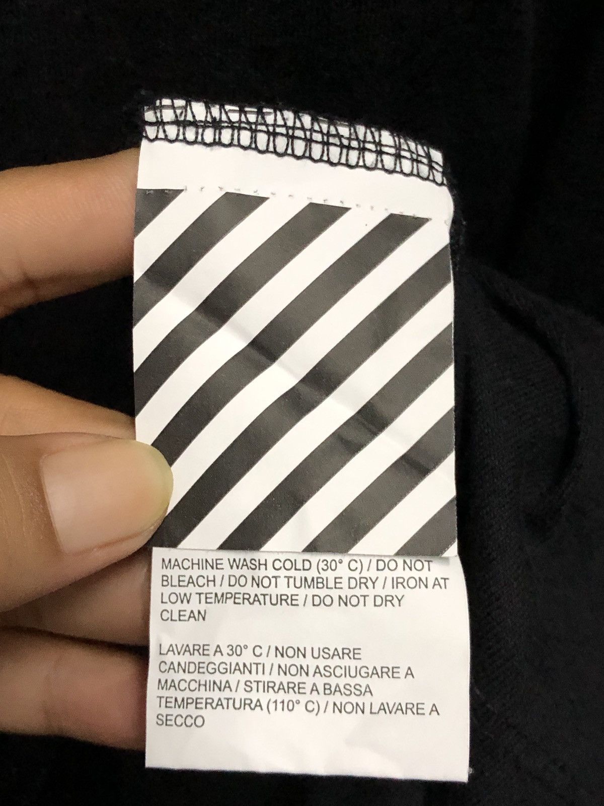 Off-White Off-White “Business Casual” Pink /Blue Gradient T-Shirts M Size US M / EU 48-50 / 2 - 9 Thumbnail