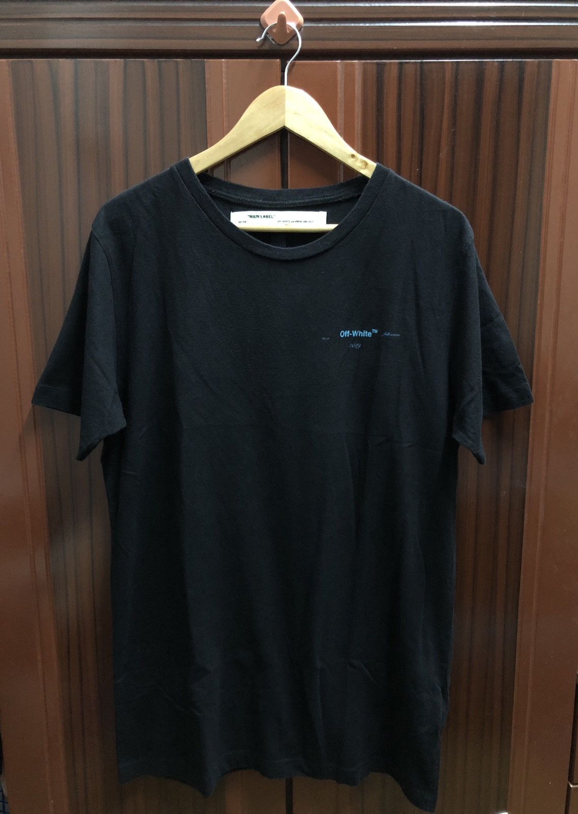 Off-White Off-White “Business Casual” Pink /Blue Gradient T-Shirts M Size US M / EU 48-50 / 2 - 8 Thumbnail