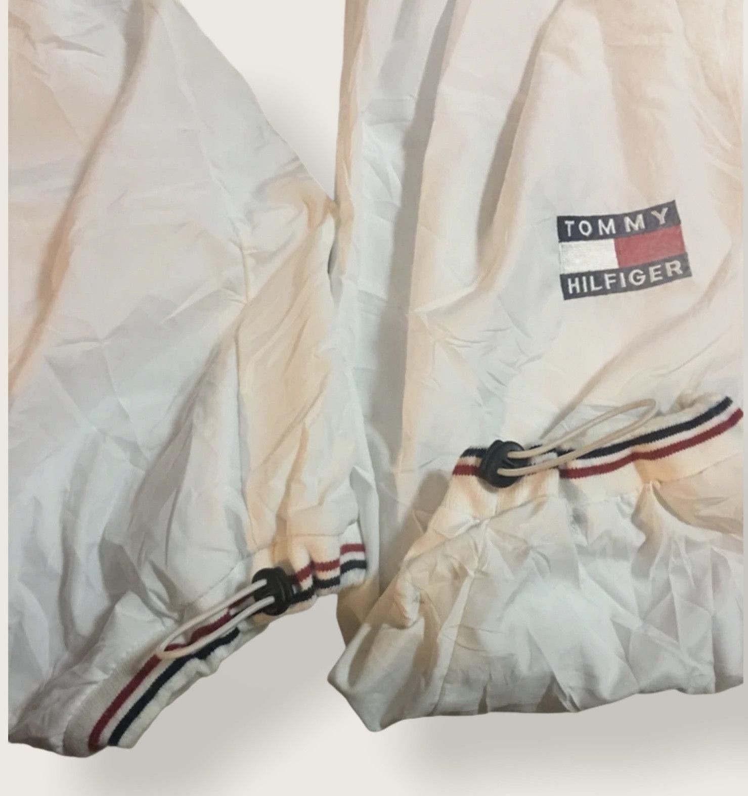 Tommy Hilfiger Tommy Hilfiger nylon jogger sweatpants size 28 - 36 Size US 35 - 2 Thumbnail