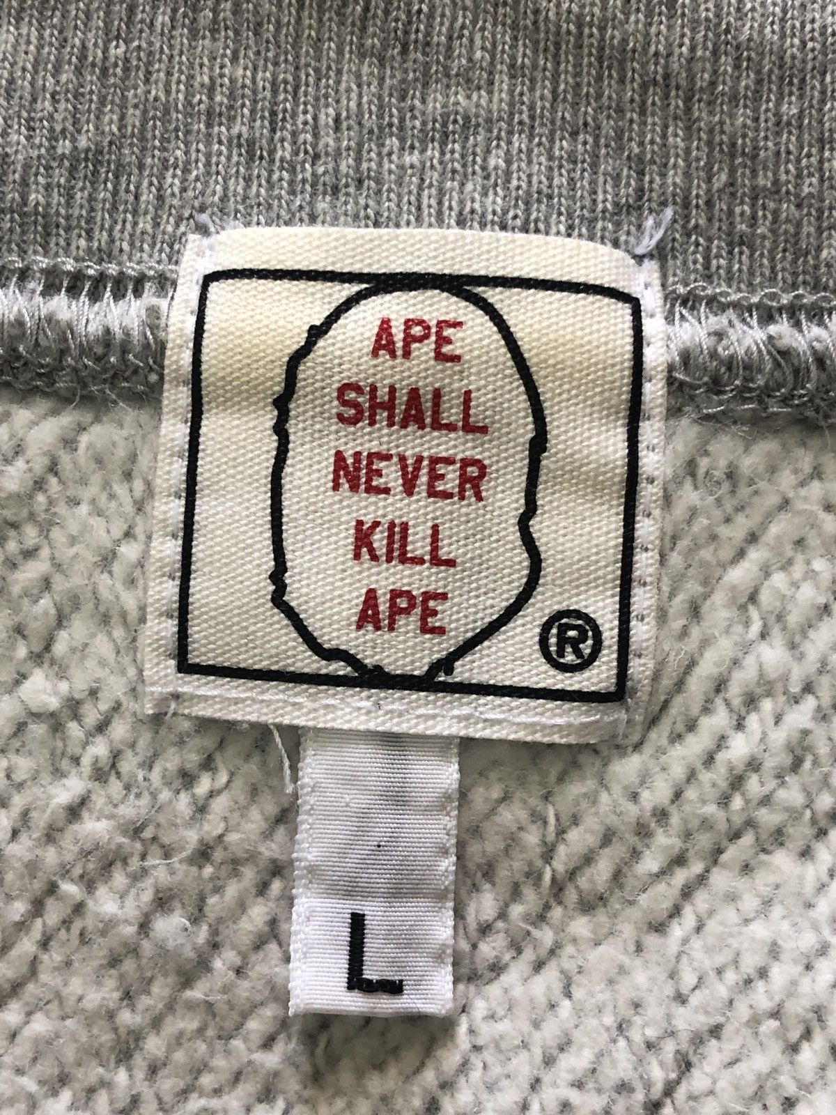 Bape Og A Bathing Ape Sweatshirts Size US L / EU 52-54 / 3 - 8 Thumbnail