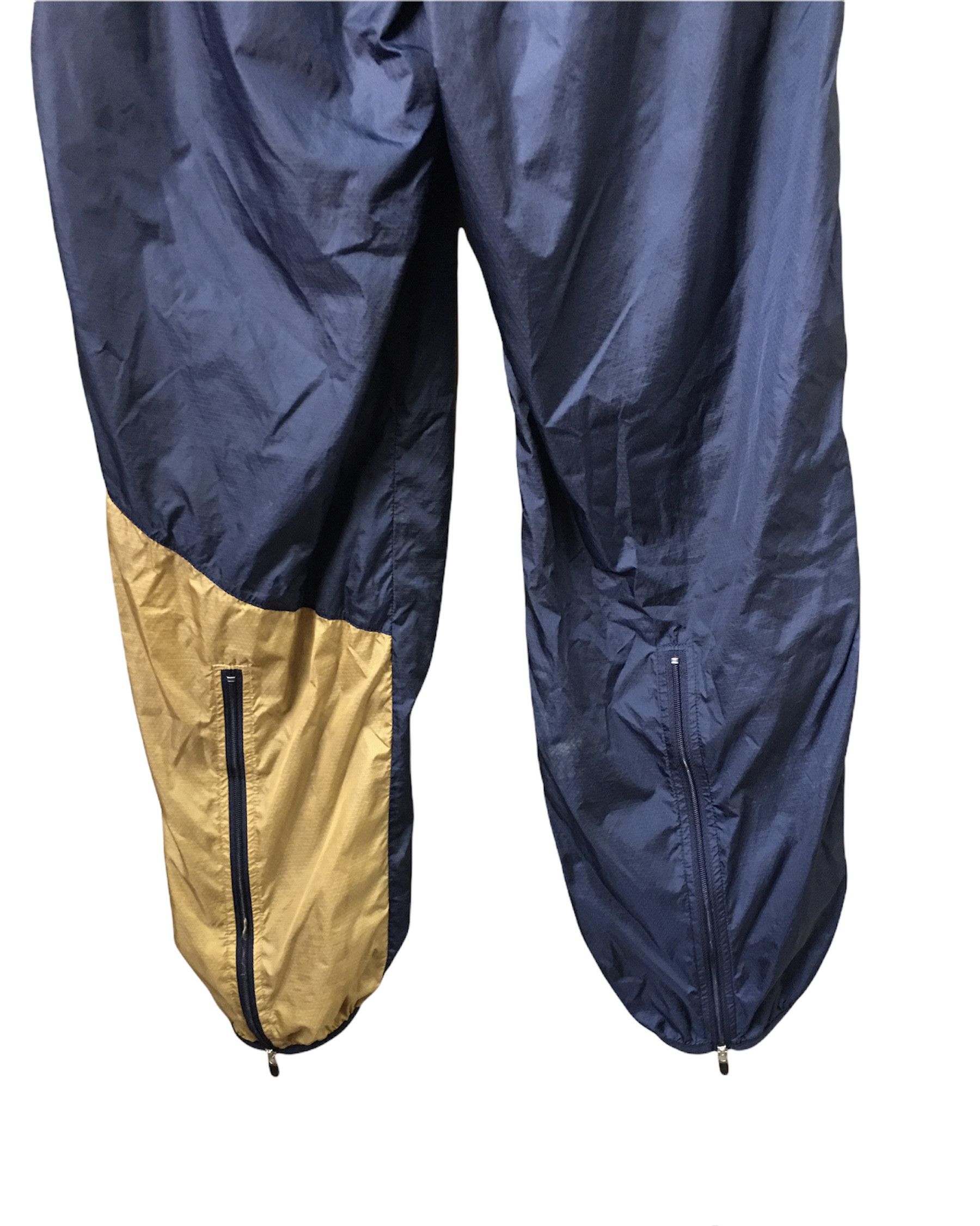 Descente × Japanese Brand × Umbro Vintage UMBRO Nylon Pants By DESCENTE Size US 28 / EU 44 - 5 Thumbnail