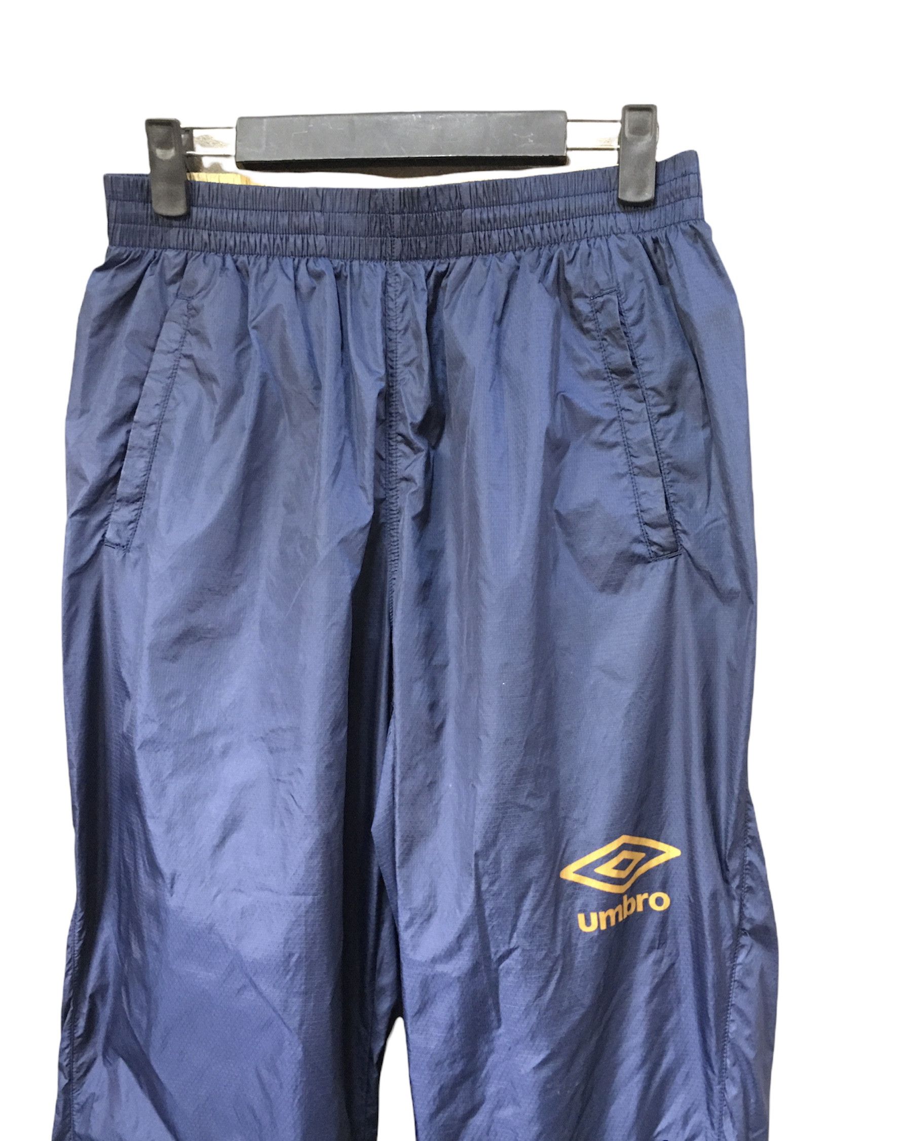 Descente × Japanese Brand × Umbro Vintage UMBRO Nylon Pants By DESCENTE Size US 28 / EU 44 - 3 Thumbnail
