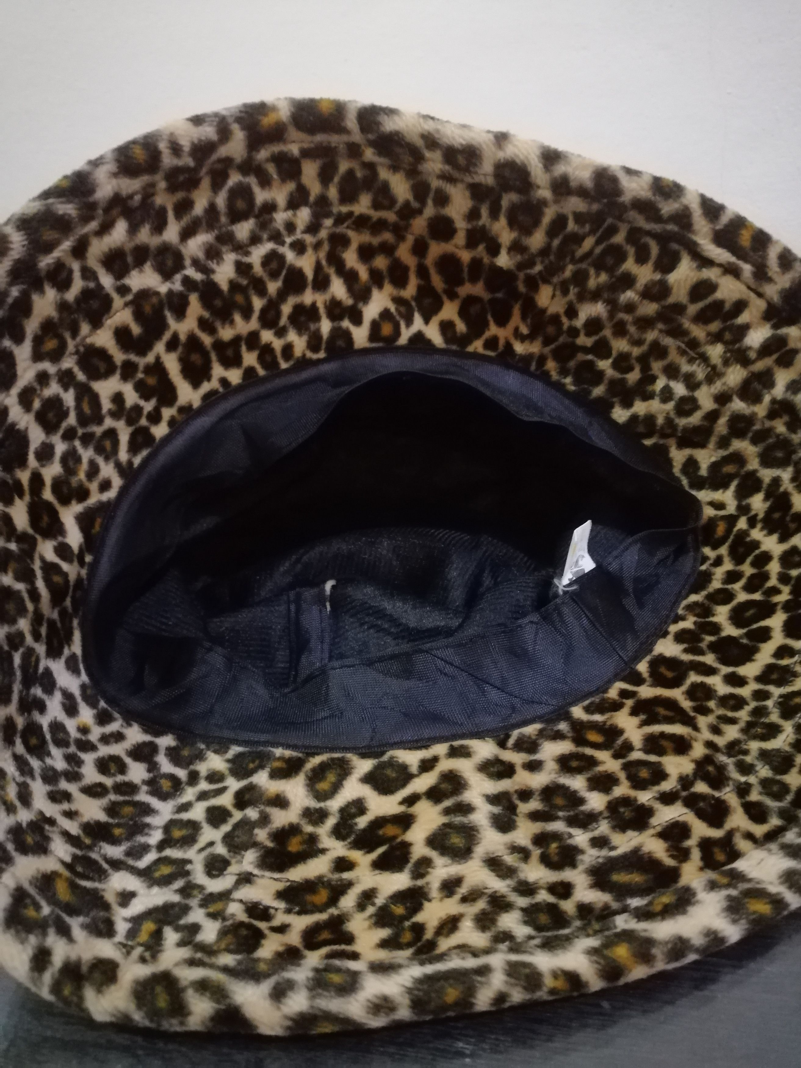 Japanese Brand Leopard Bucket Hat Wool Fleece Size ONE SIZE - 5 Thumbnail