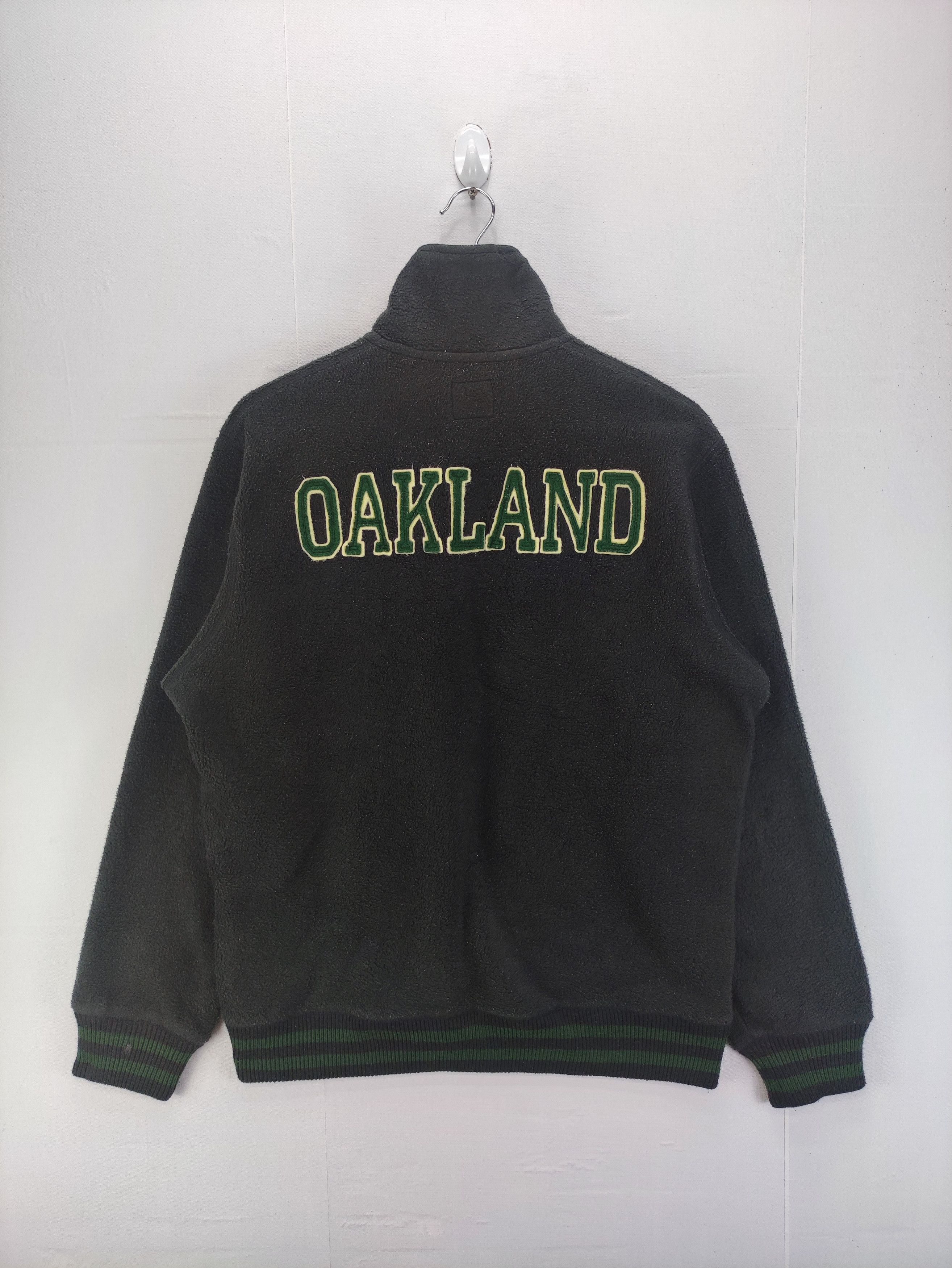 MLB Vintage Oakland Athletics Fleece Sweater Half Zipper Size US L / EU 52-54 / 3 - 9 Thumbnail