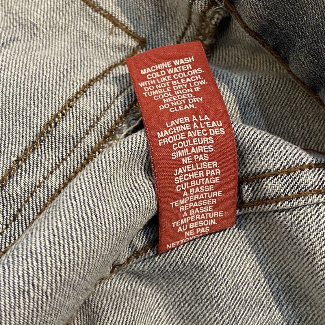Saks Fifth Avenue Saks Fifth Avenue Patch Denim Jacket Small 90s Style Size S / US 4 / IT 40 - 7 Thumbnail