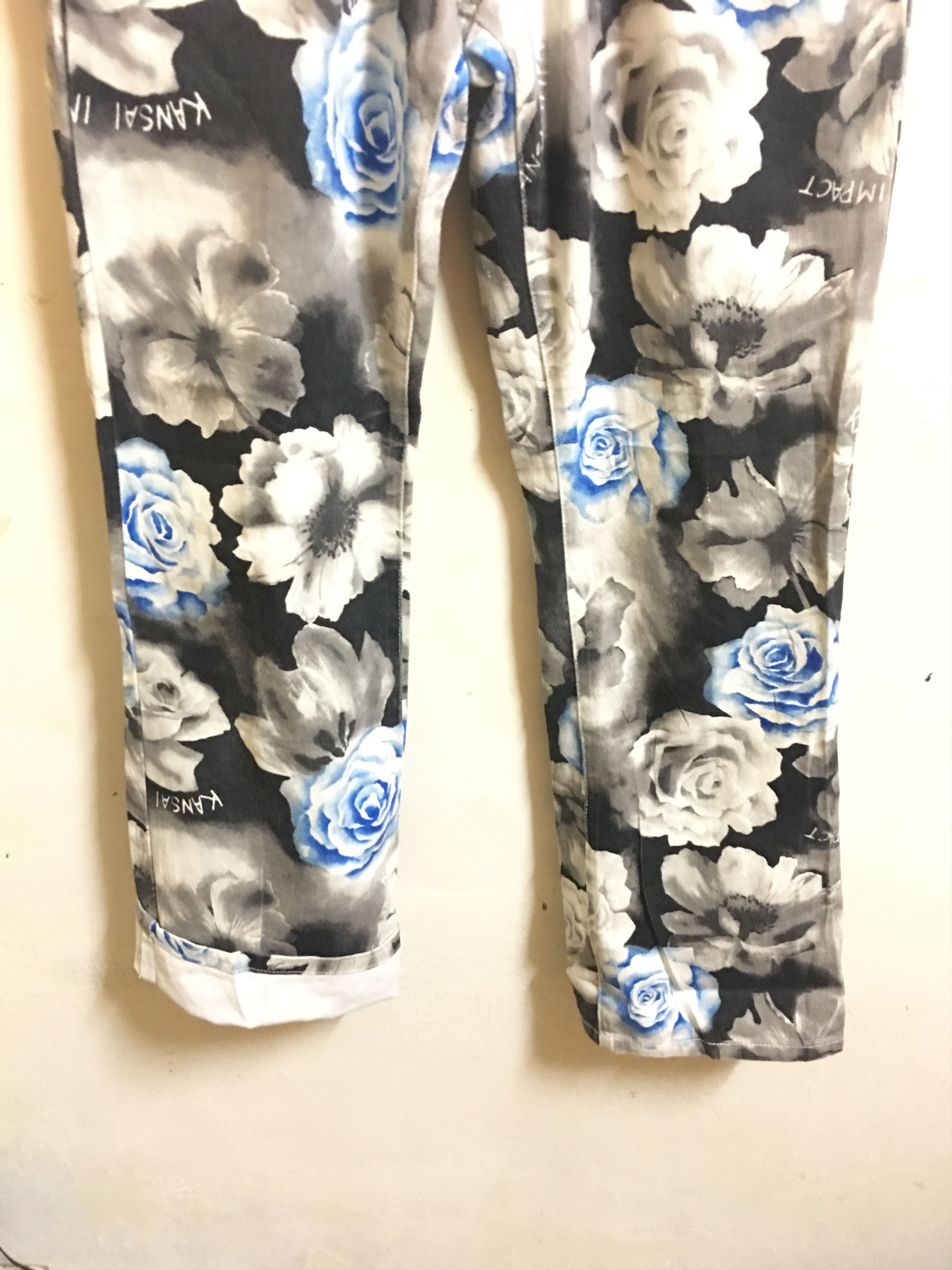 Japanese Brand × Kansai Yamamoto × Vintage Kansai Yamamoto Impact Floral Motif Flare Jeans Size US 27 - 3 Thumbnail