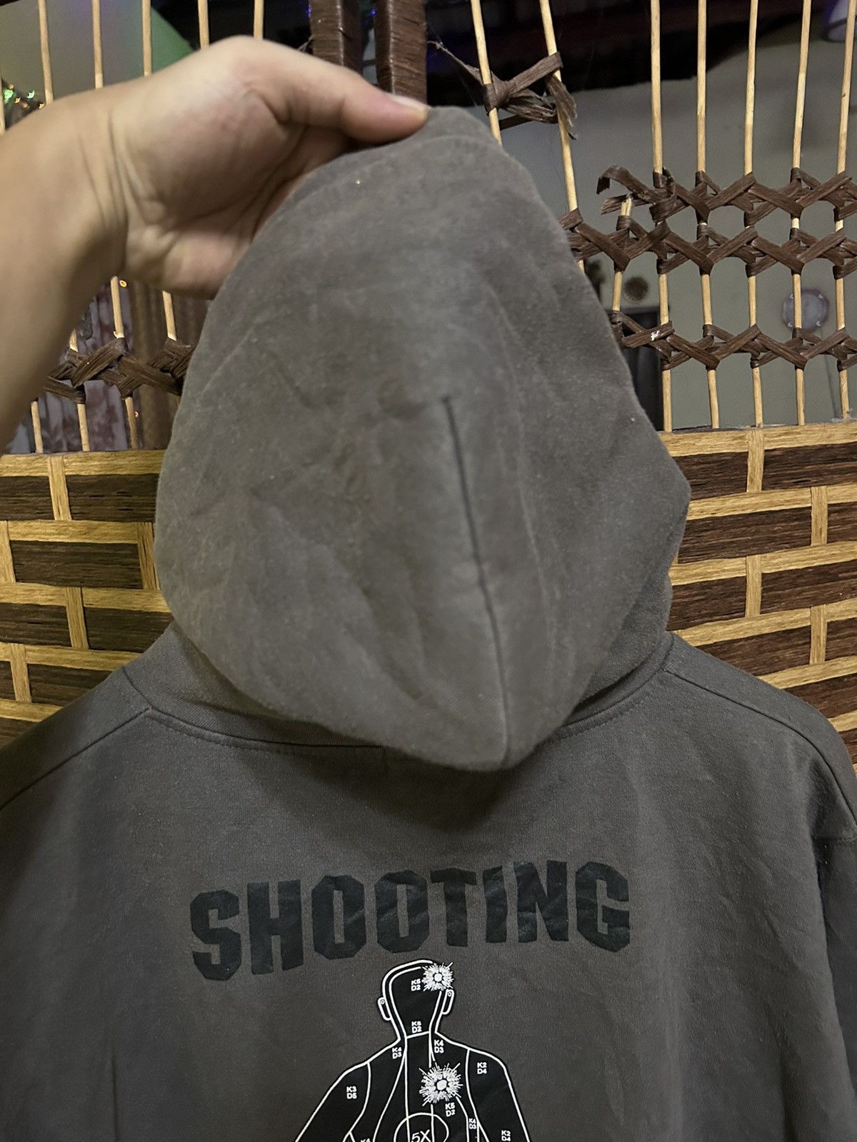 Beauty Beast × Designer × Japanese Brand 💥RARE SHOOTING TARGET PULL OVER HOODIE🔥 Size US M / EU 48-50 / 2 - 6 Thumbnail