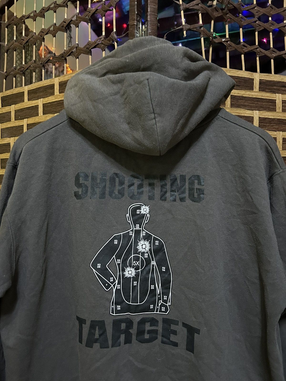 Beauty Beast × Designer × Japanese Brand 💥RARE SHOOTING TARGET PULL OVER HOODIE🔥 Size US M / EU 48-50 / 2 - 5 Thumbnail