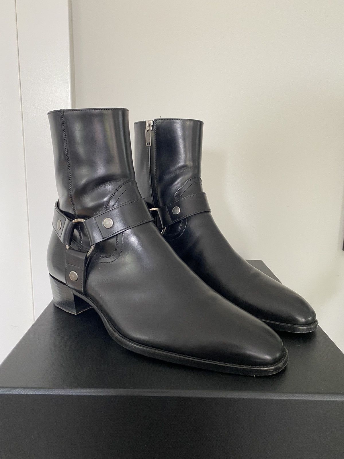 Stunning Yves Saint Laurent Wyatt Boots Gallery