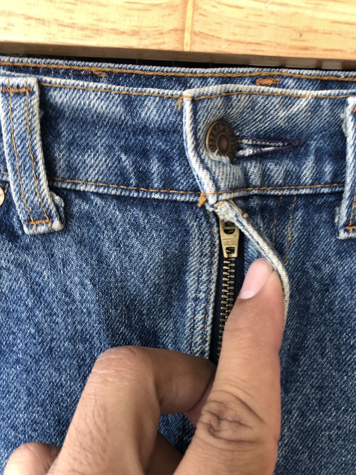 Levi's × Vintage VINTAGE LEVIS 517 ORANGE TAB BOOTCUT FLARED DENIM JEANS Size US 33 - 8 Thumbnail
