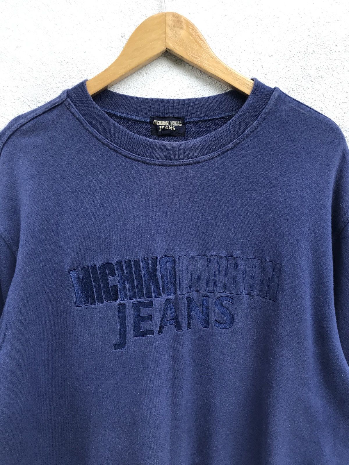 Michiko Koshino London Michiko London Big Spell Out Logo Crewneck Sweatshirt Size US L / EU 52-54 / 3 - 4 Thumbnail