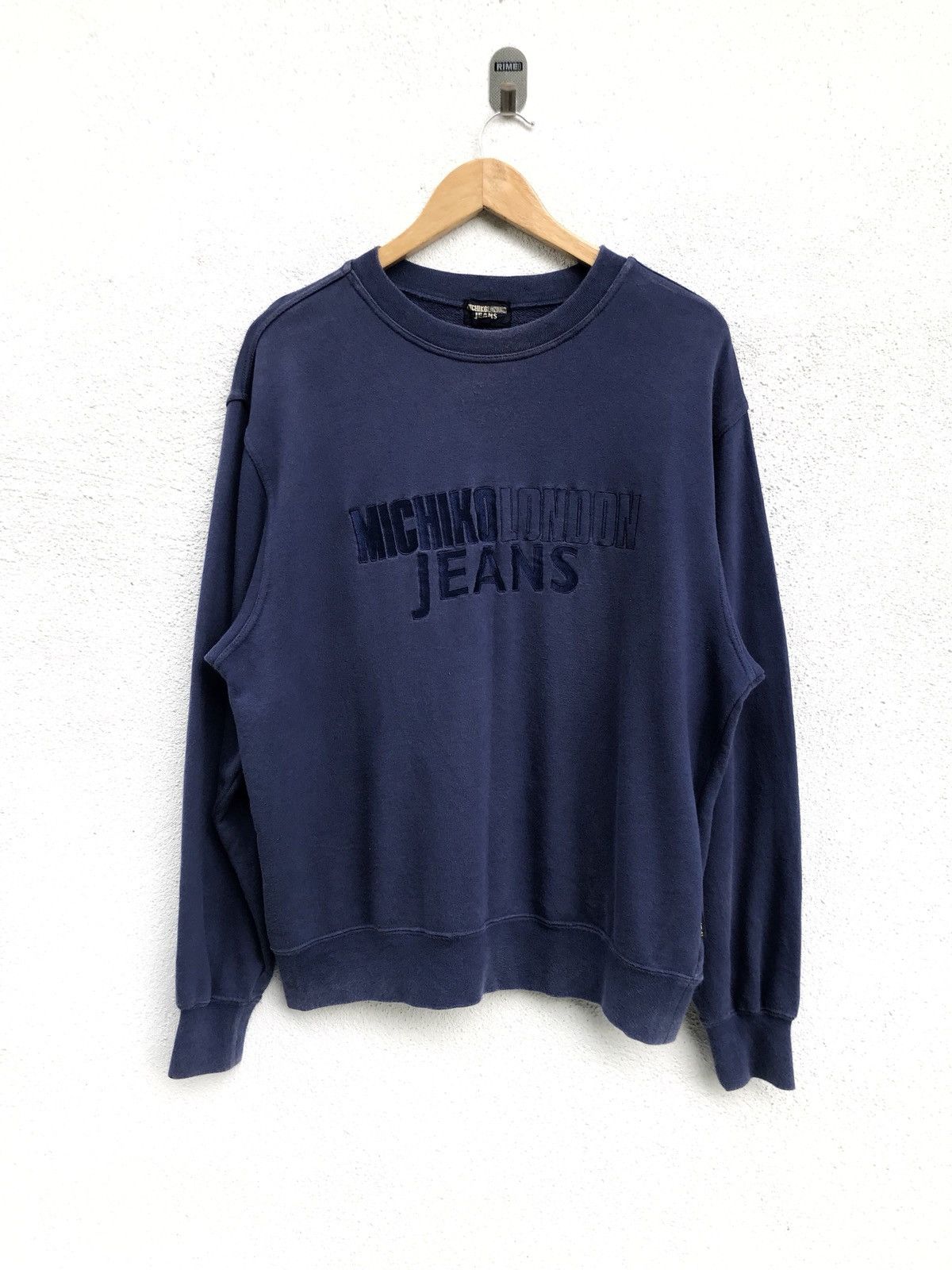 Michiko Koshino London Michiko London Big Spell Out Logo Crewneck Sweatshirt Size US L / EU 52-54 / 3 - 2 Thumbnail