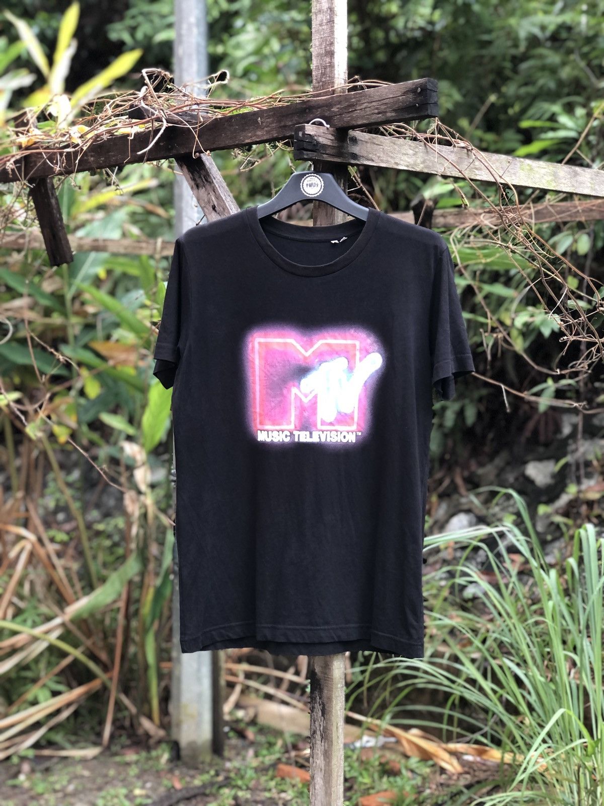 Uniqlo Uniqlo x MTV Tee Size US M / EU 48-50 / 2 - 1 Thumbnail