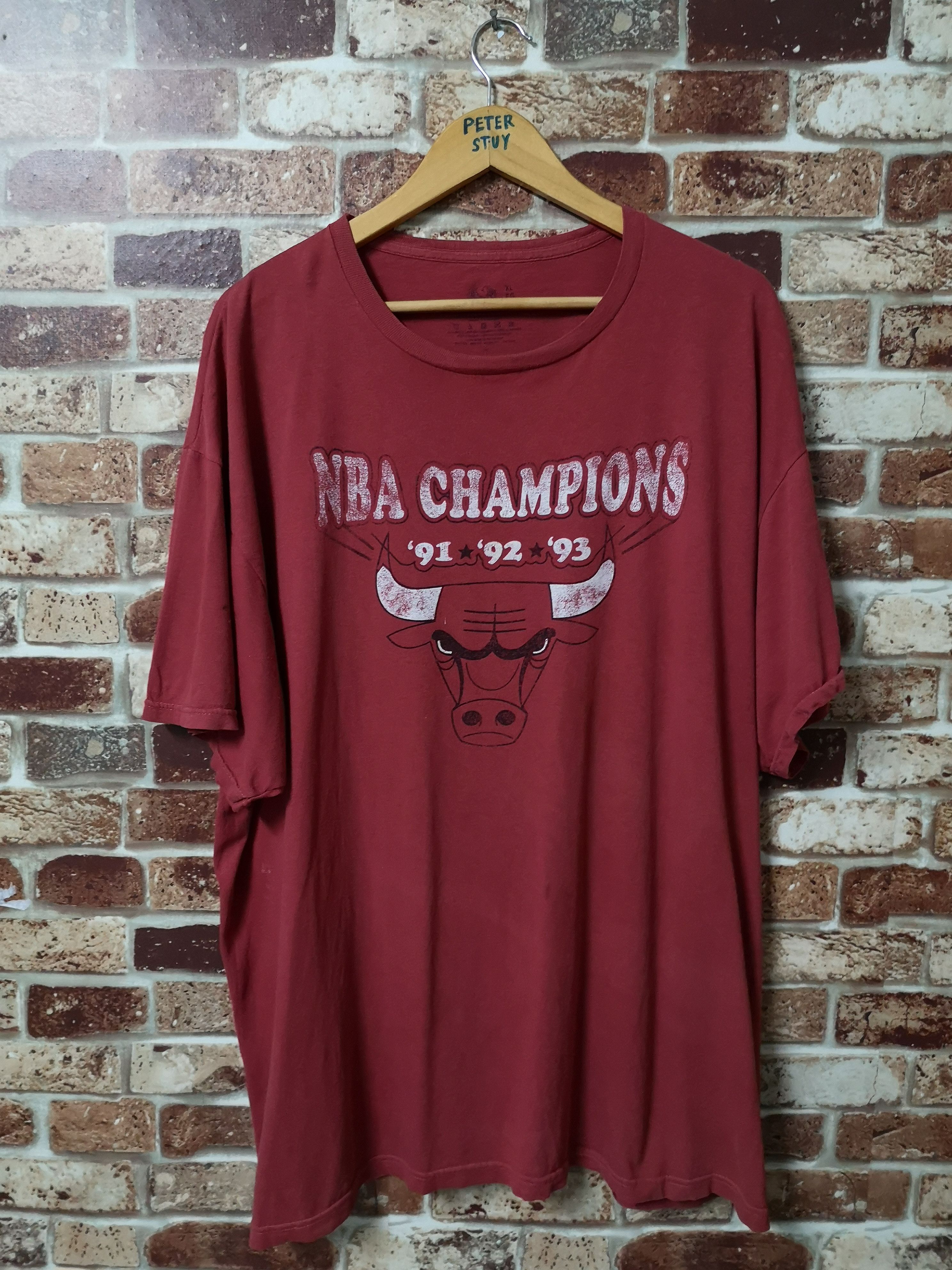 NBA × Vintage Chicago Bull Of Champions Tee Size US XL / EU 56 / 4 - 1 Thumbnail